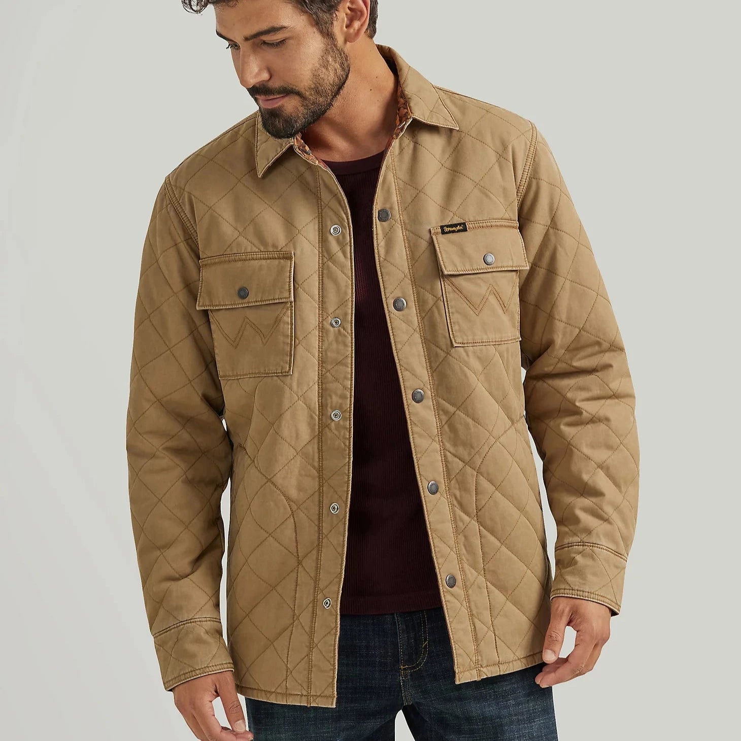 Men's fashionable bomber-Wrangler Men's Reversible Quilted Shirt Jacket in Clay