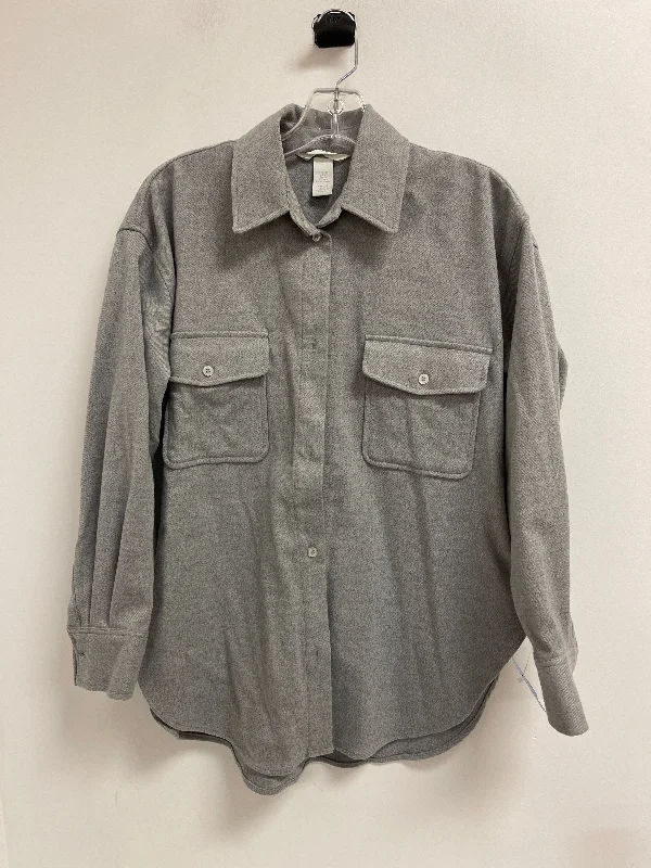 Men's lightweight utility jacket-Jacket Shirt By H&m In Grey, Size: Xs