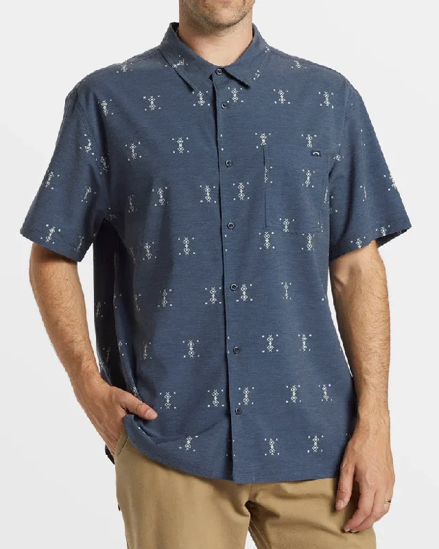 Men's organic dress wear shirt-Billabong Short Sleeve Men's Woven Shirts