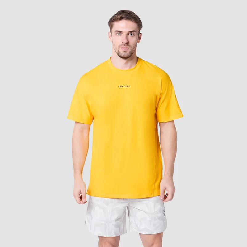 Men's minimalist design t-shirt-Ultimate Pump Cover Tee - Spectra Yellow