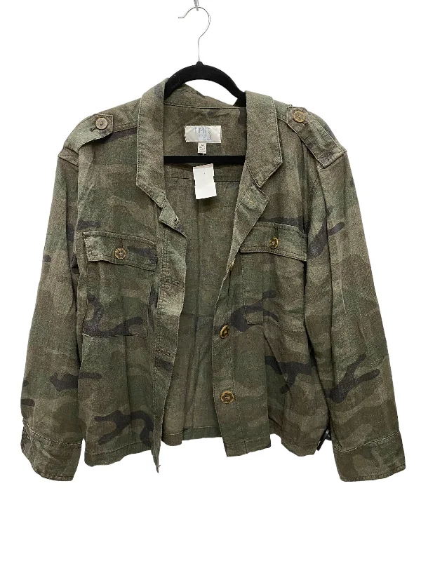 Men's performance travel jacket-Jacket Shirt By Time And Tru In Camouflage Print, Size: M