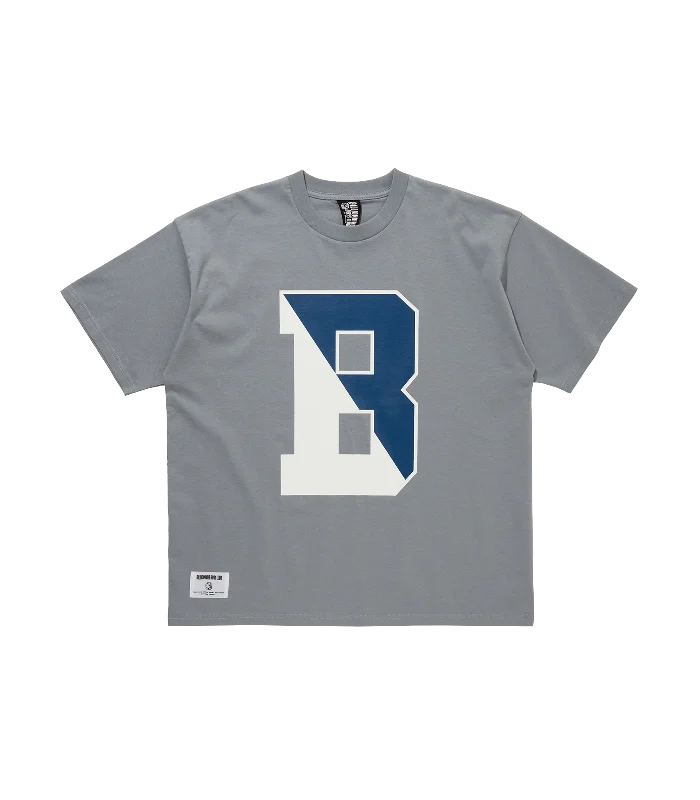 Men's pre-shrunk t-shirt-'B' LOGO T-SHIRT - COOL GREY